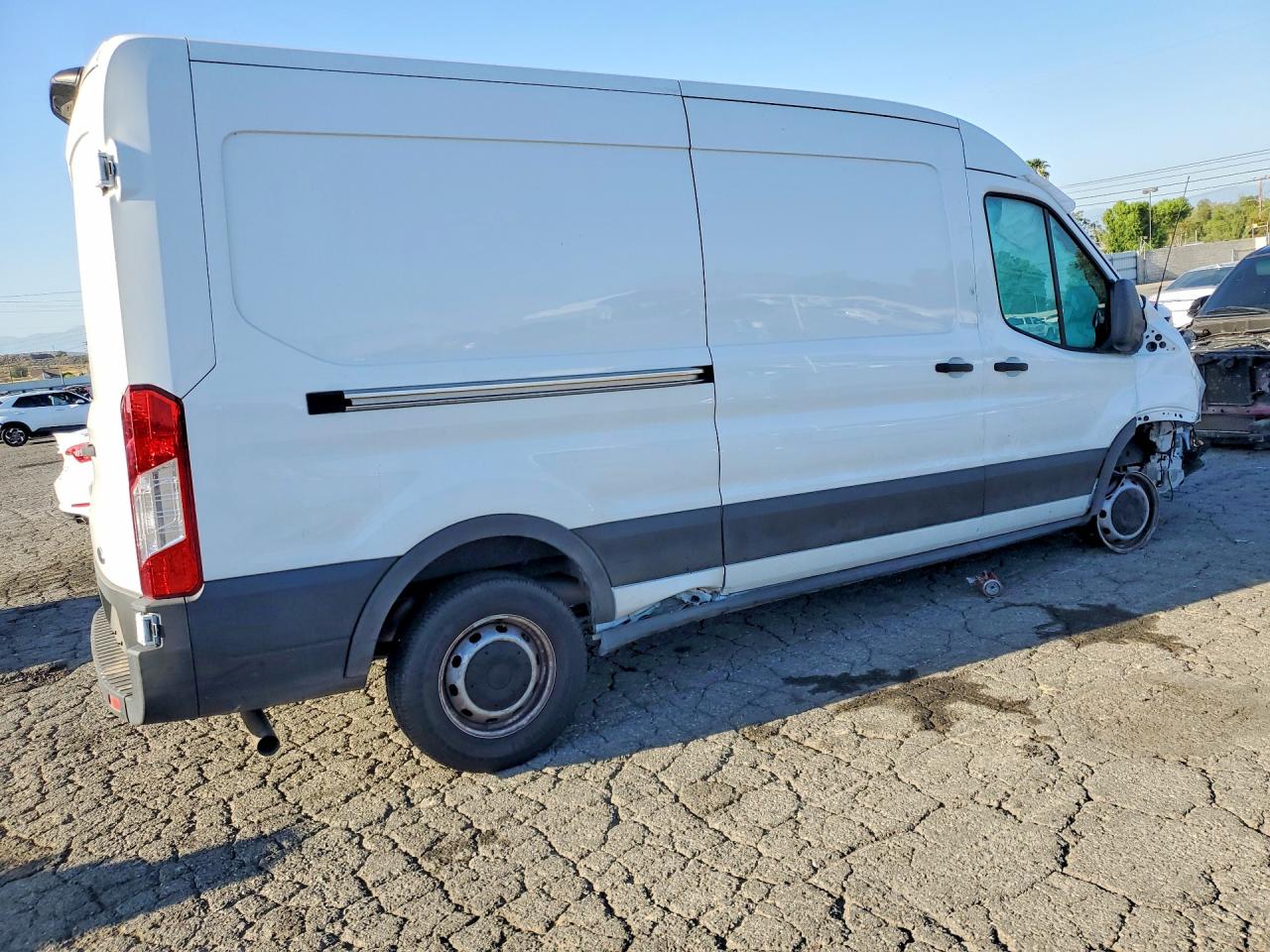 Ford Transit T-250