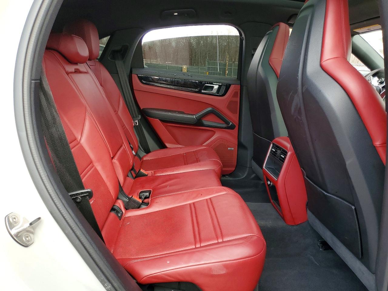 Porsche Cayenne E Hybrid Coupe
