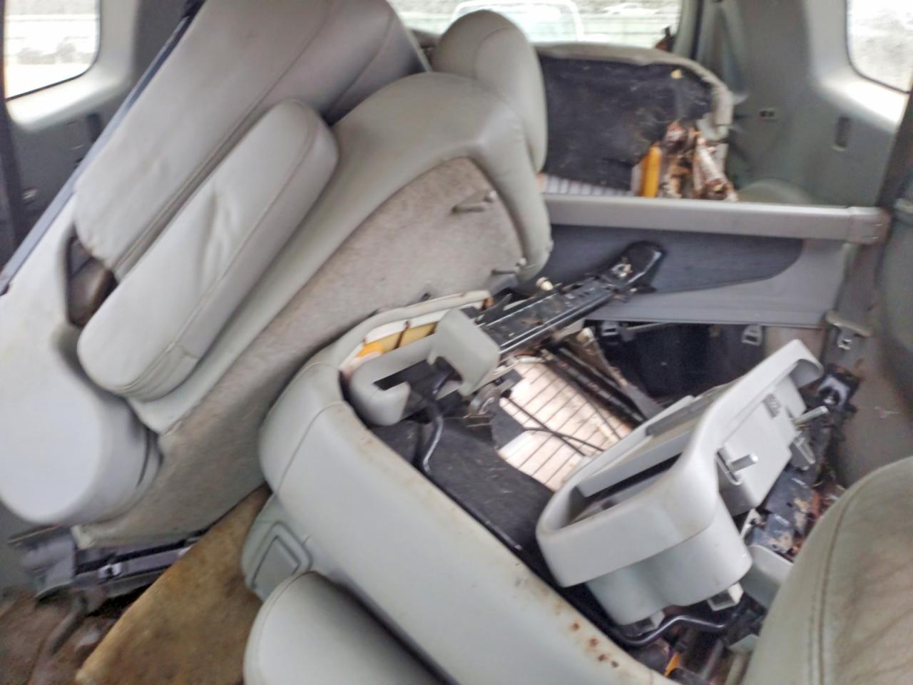 Toyota Highlander Base