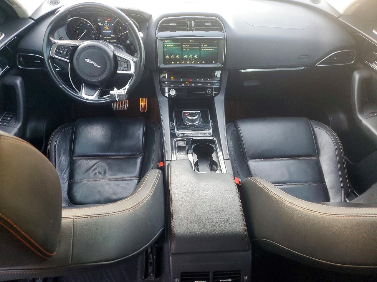 Jaguar F-PACE Prestige