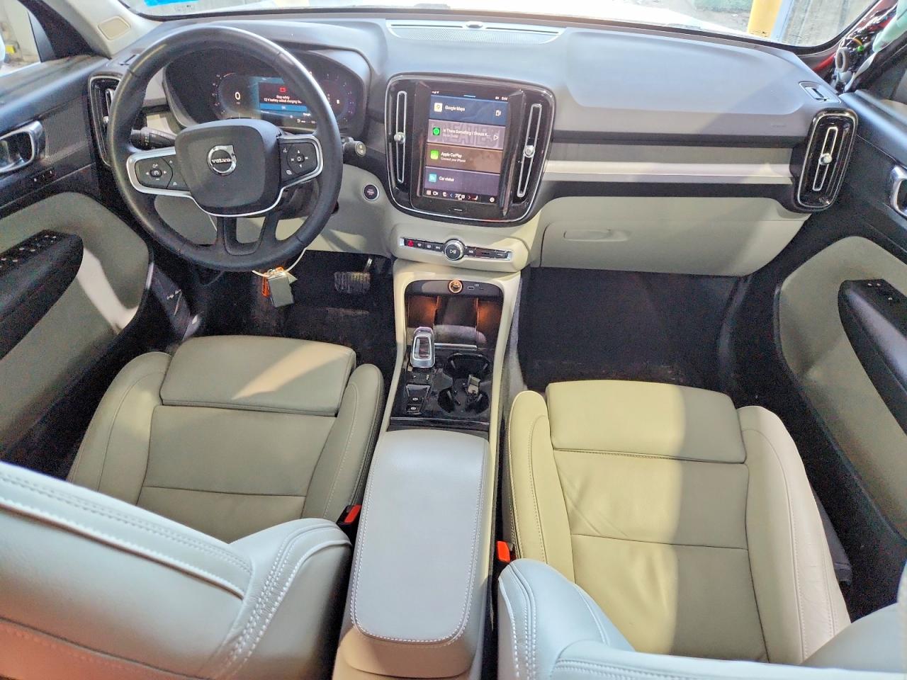 Volvo XC40 Plus