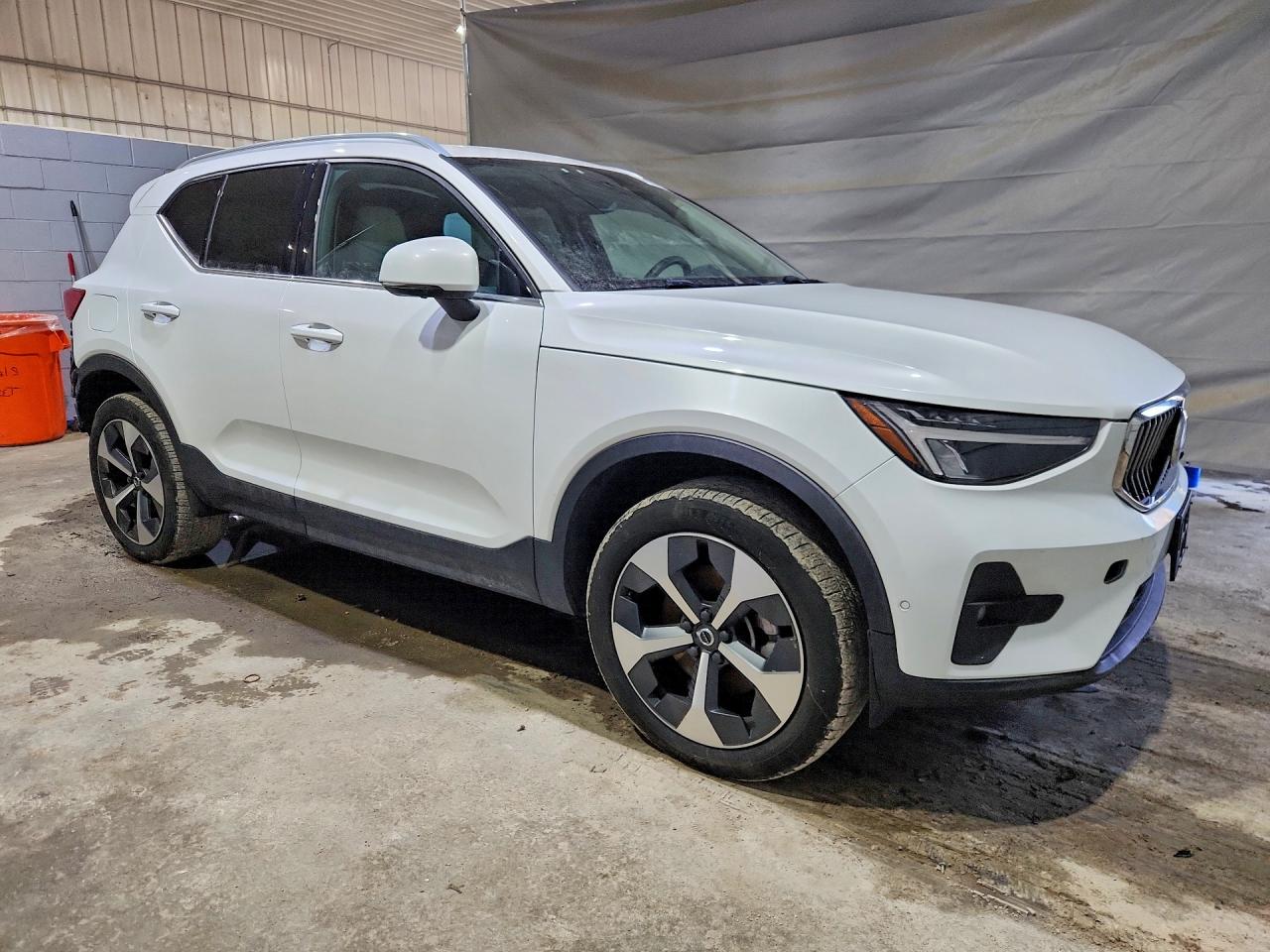Volvo XC40 Plus
