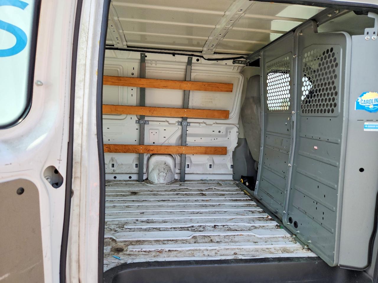 Ford Econoline E250 Van