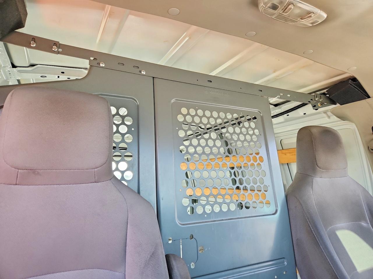 Ford Econoline E250 Van