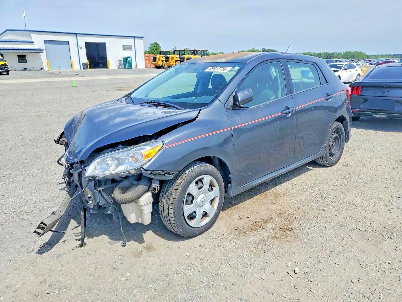 Salvage Toyota Matrix Image
