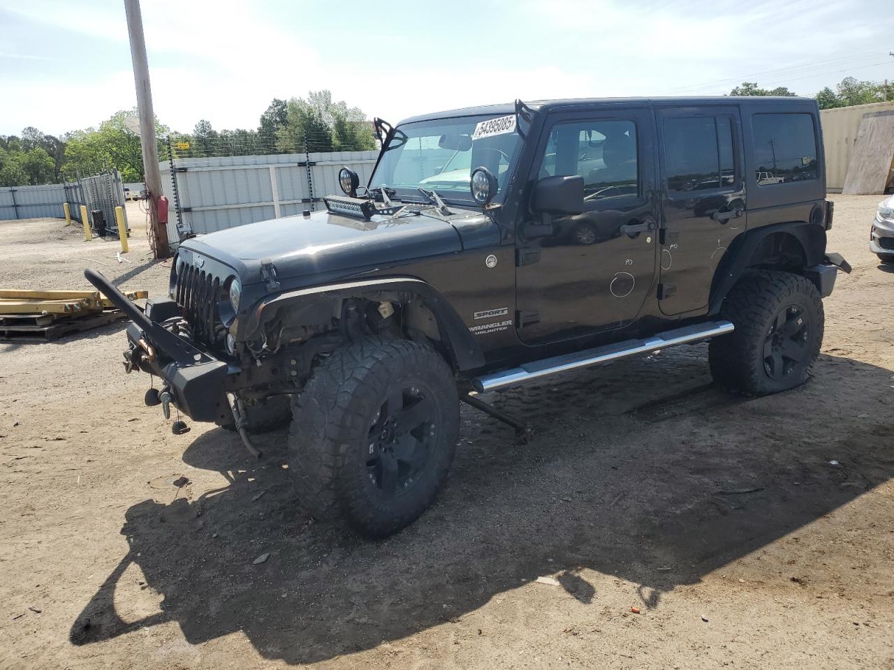 Salvage Jeep Wrangler Image