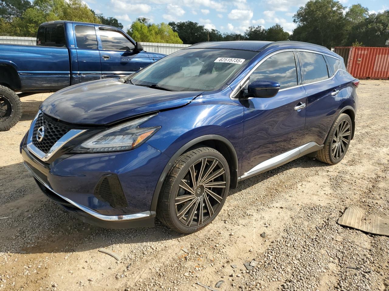 Salvage Nissan Murano Image