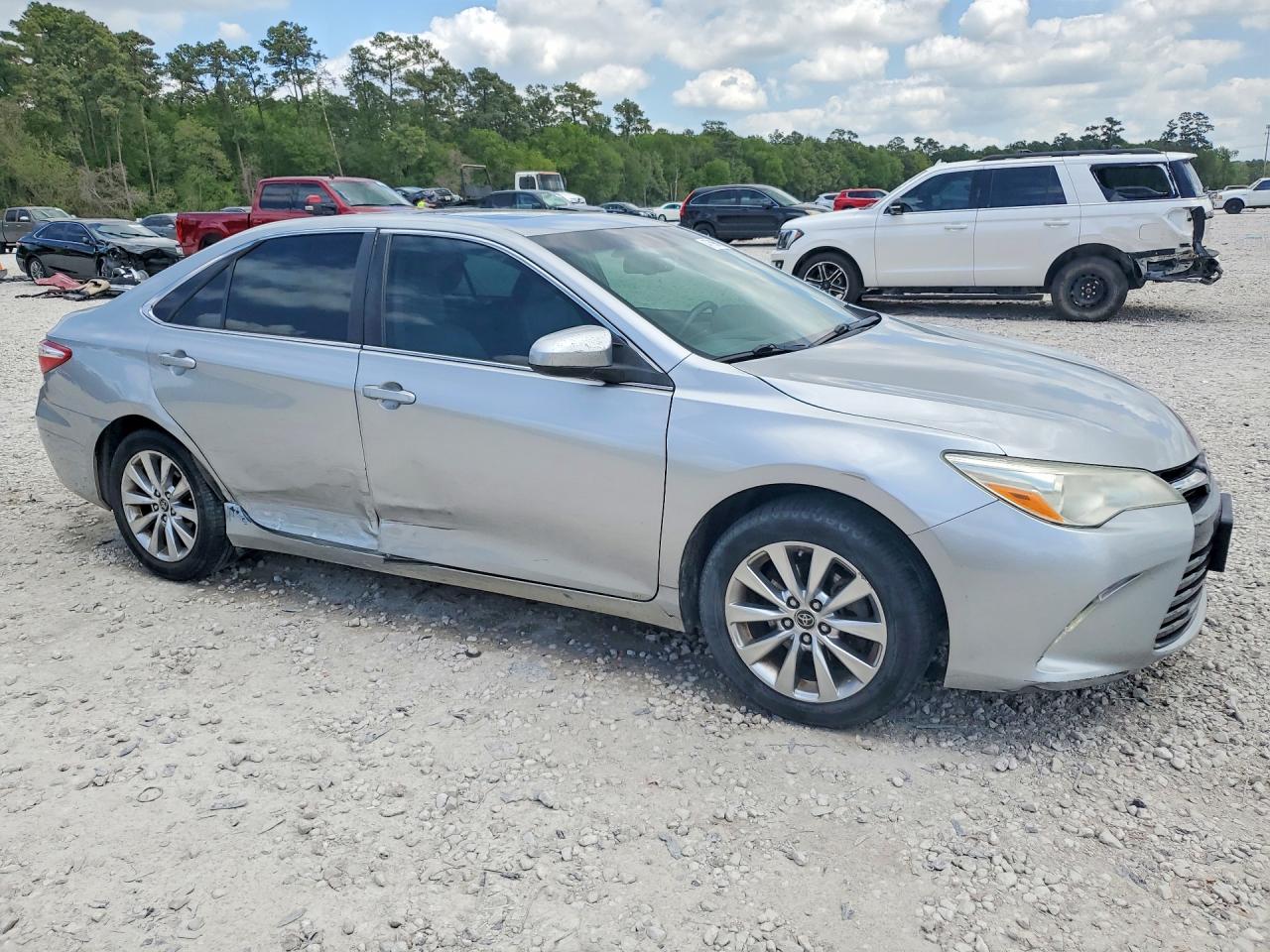 Toyota Camry Xle