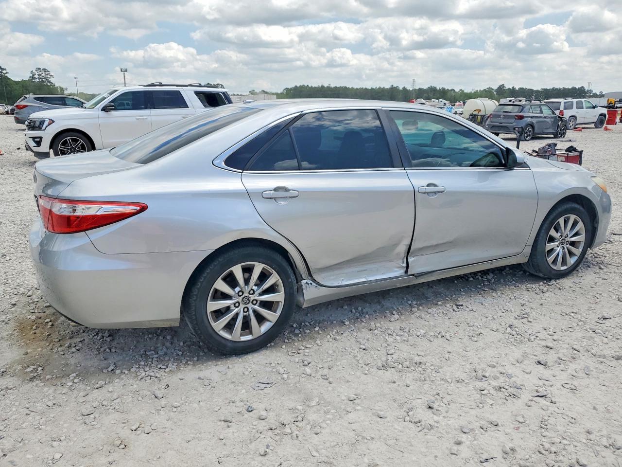 Toyota Camry Xle