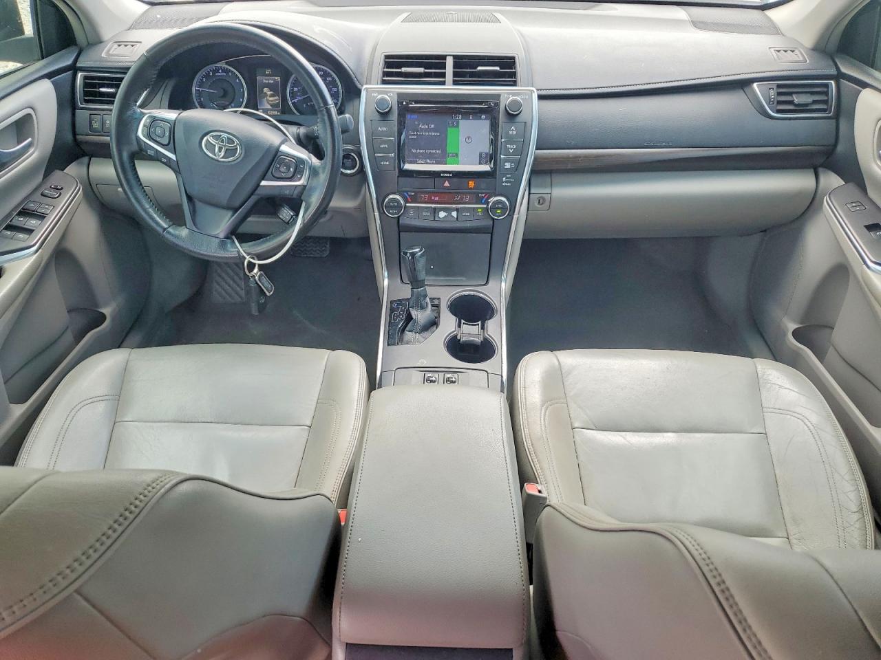 Toyota Camry Xle