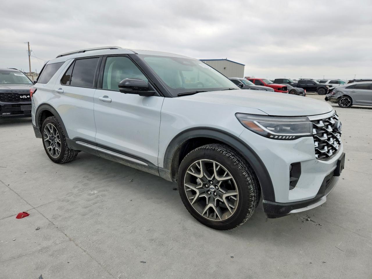 Ford Explorer Platinum