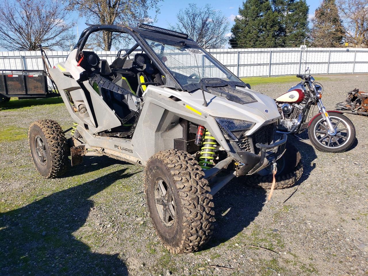 Salvage Polaris RZR Image