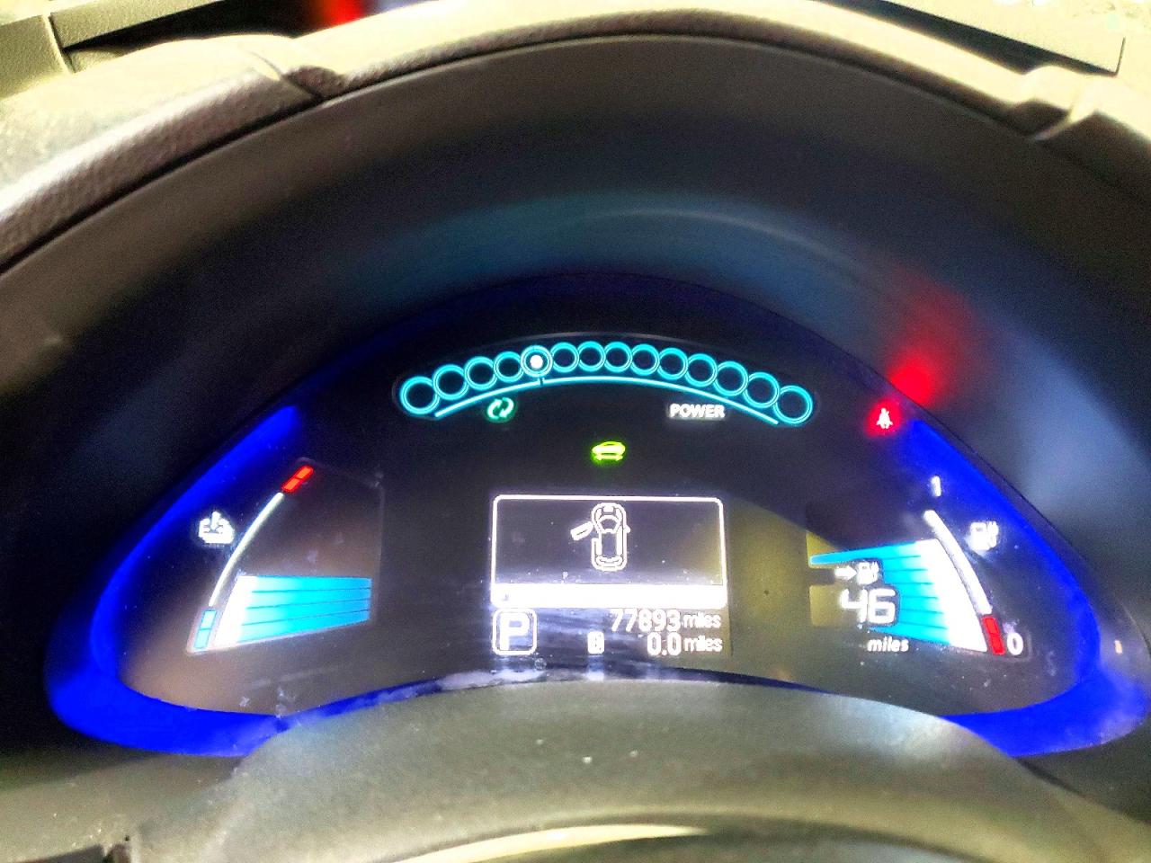 Nissan LEAF S