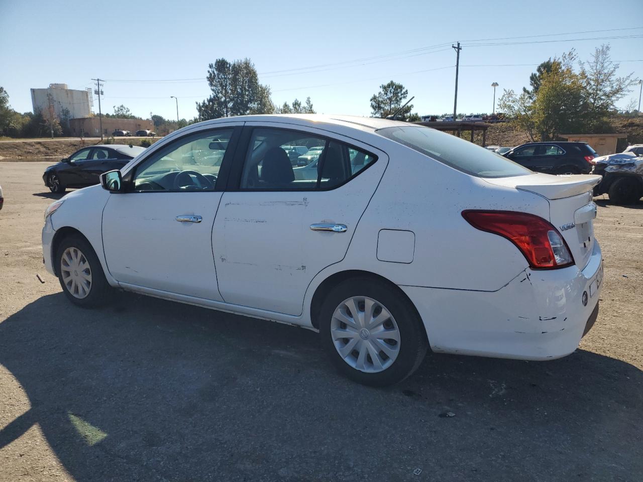 Nissan Versa S