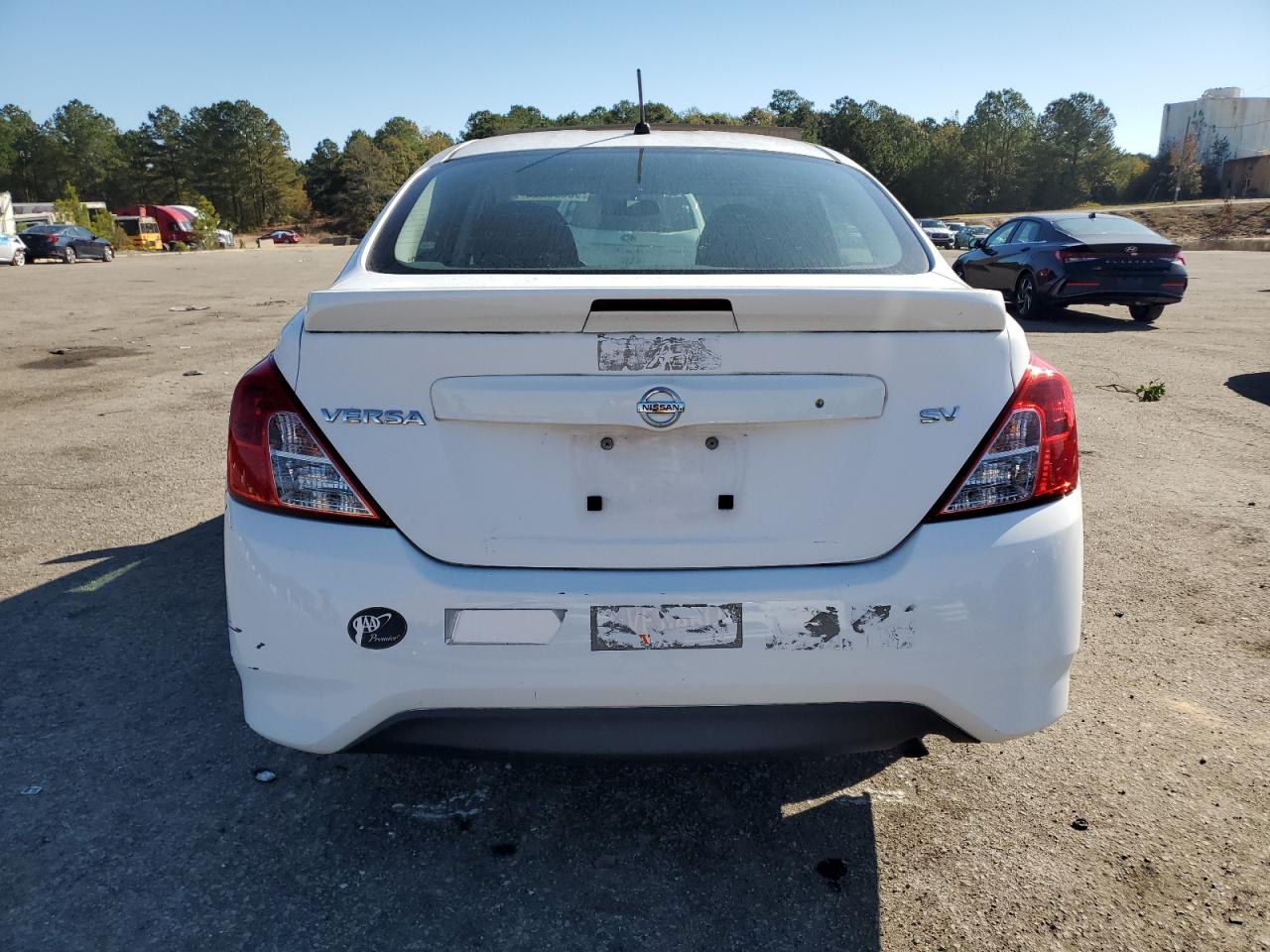 Nissan Versa S