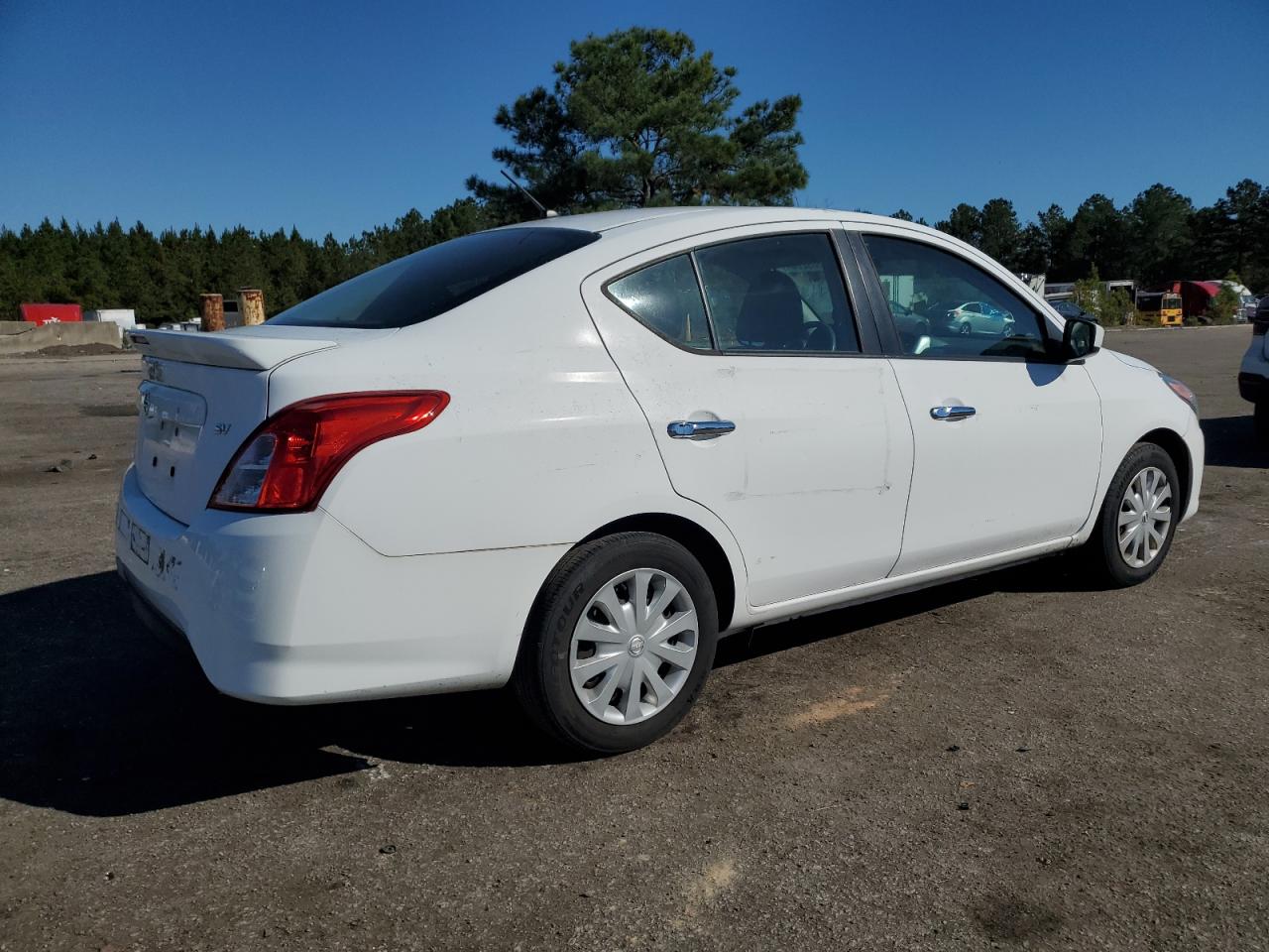 Nissan Versa S