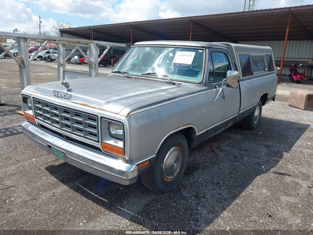 Dodge D-series D150