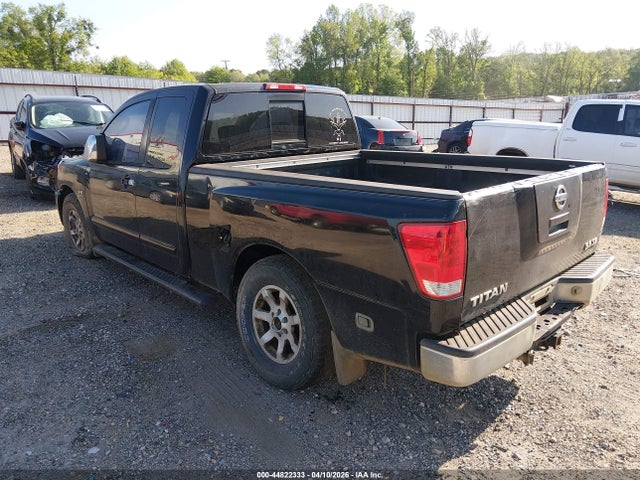 Nissan Titan Se