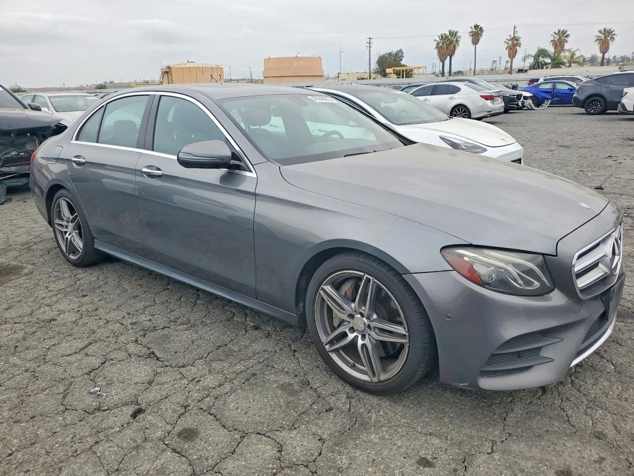 Mercedes-Benz E-Class 300 4matic