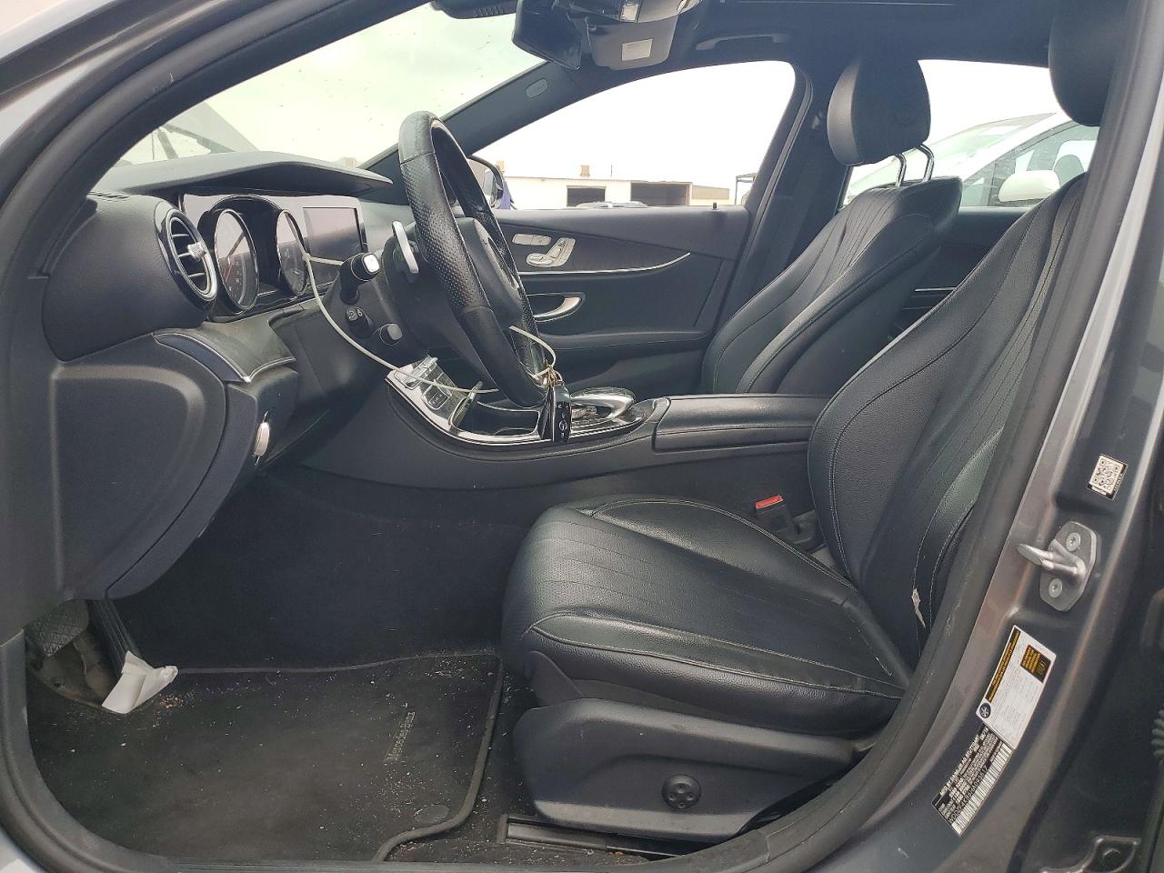 Mercedes-Benz E-Class 300 4matic
