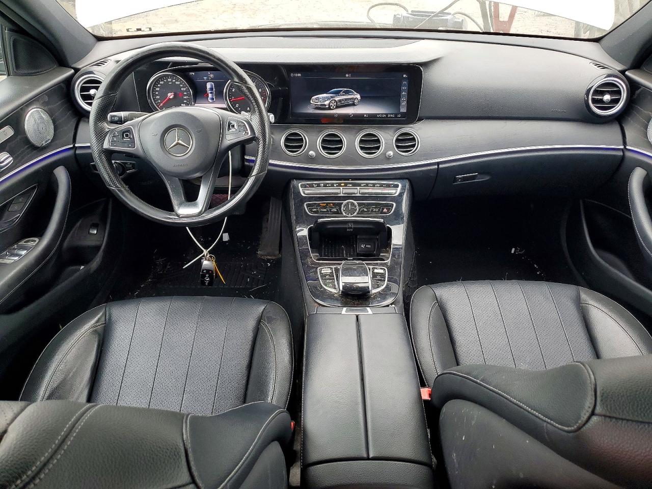 Mercedes-Benz E-Class 300 4matic