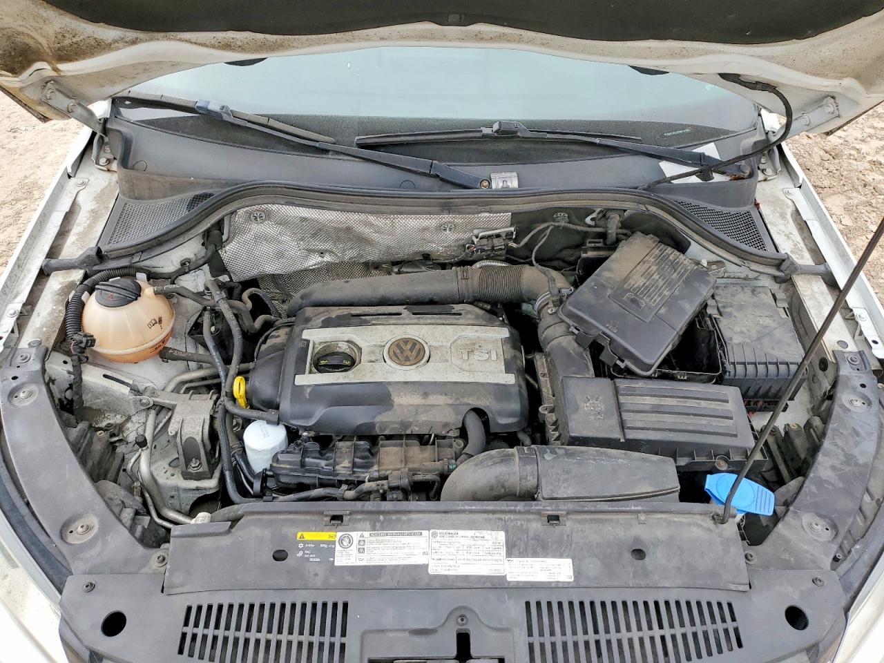 Volkswagen Tiguan S