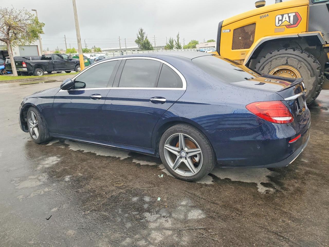 Mercedes-Benz E-Class 300 4matic