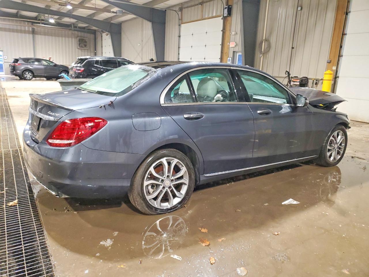 Mercedes-Benz C-Class 300 4matic