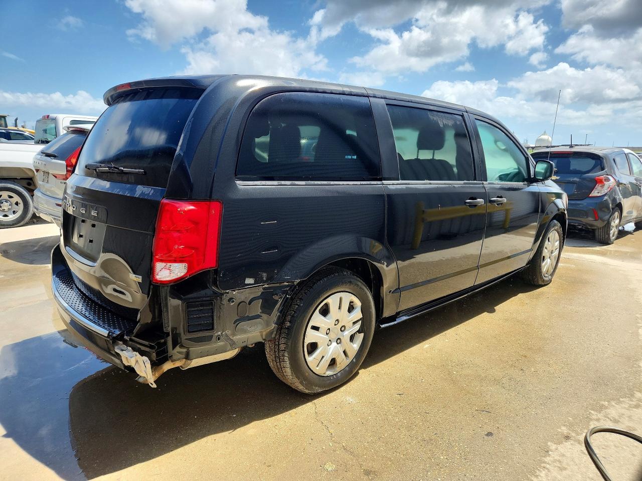 Dodge Caravan Se