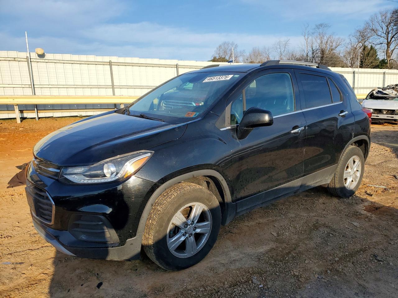 Salvage Chevrolet Trax Image