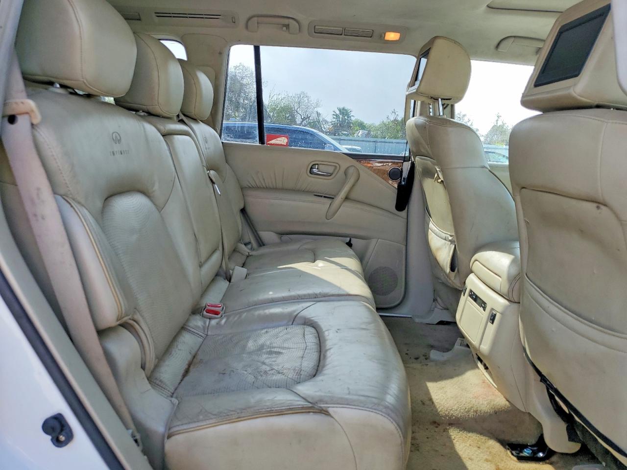 INFINITI Qx Base