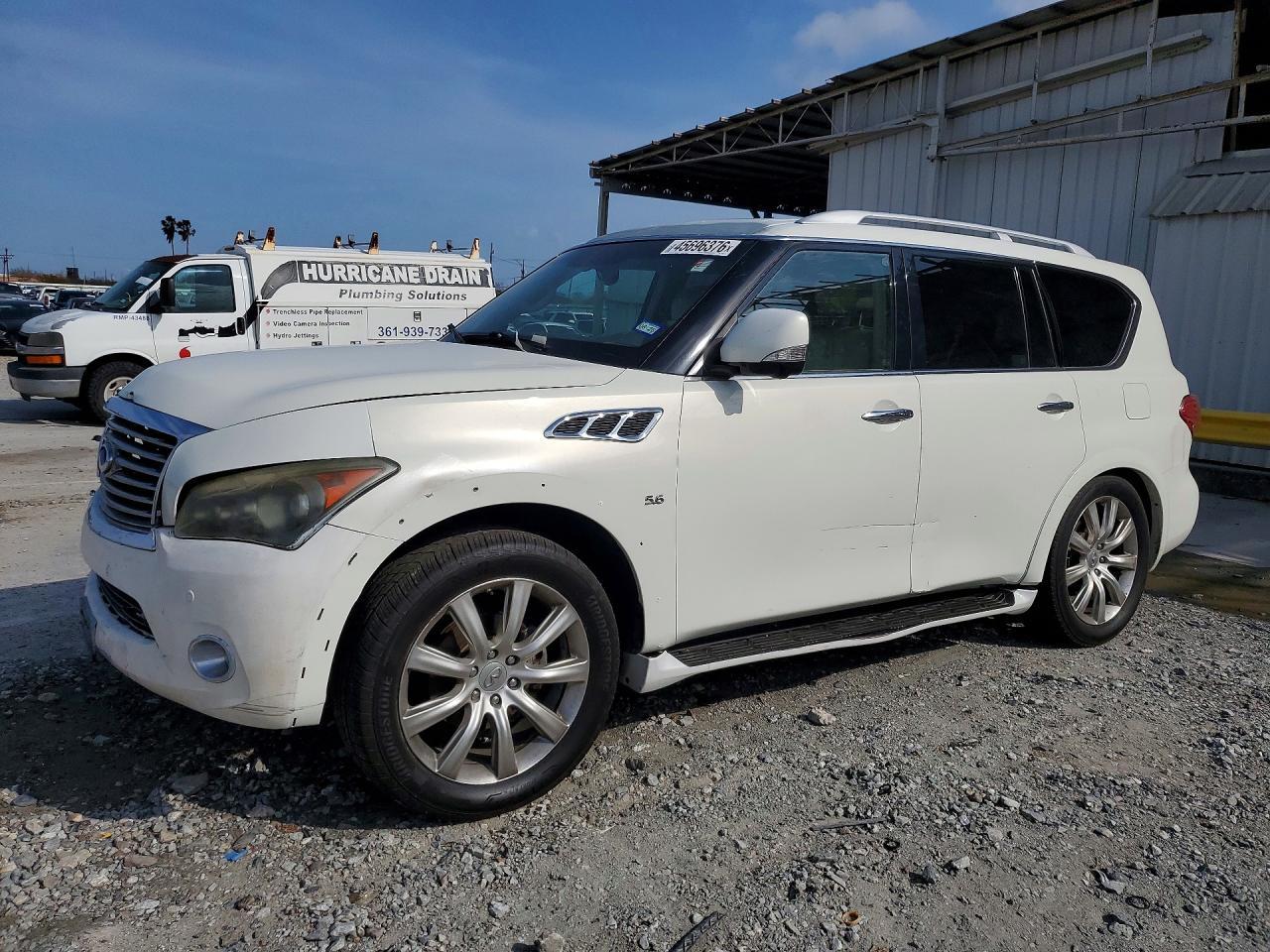 Salvage INFINITI Qx Image