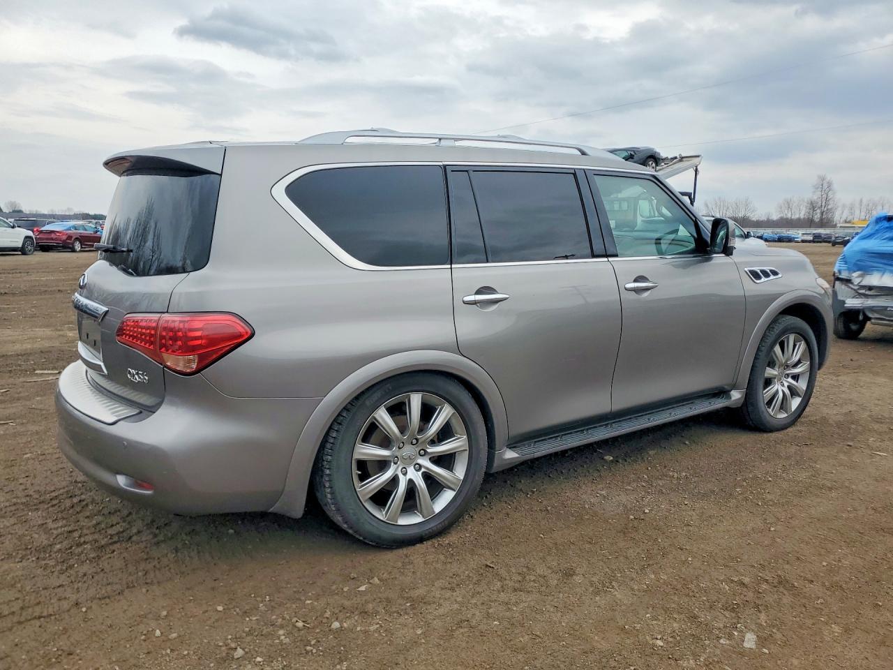 INFINITI Qx Base