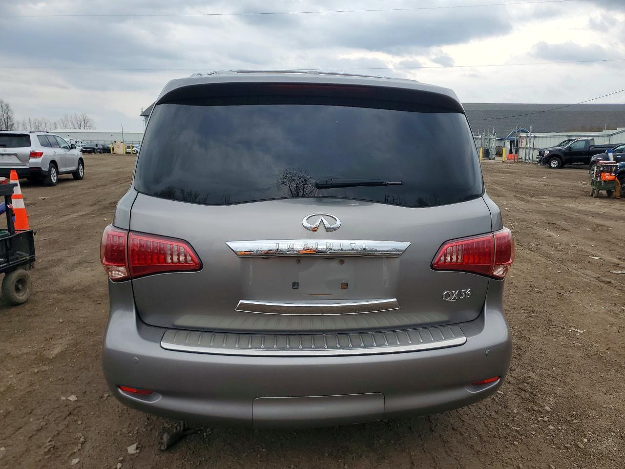 INFINITI Qx Base