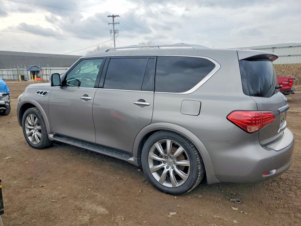 INFINITI Qx Base
