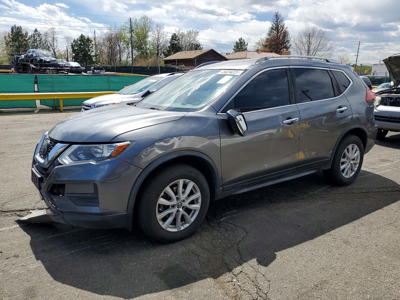 Salvage Nissan Rogue Image