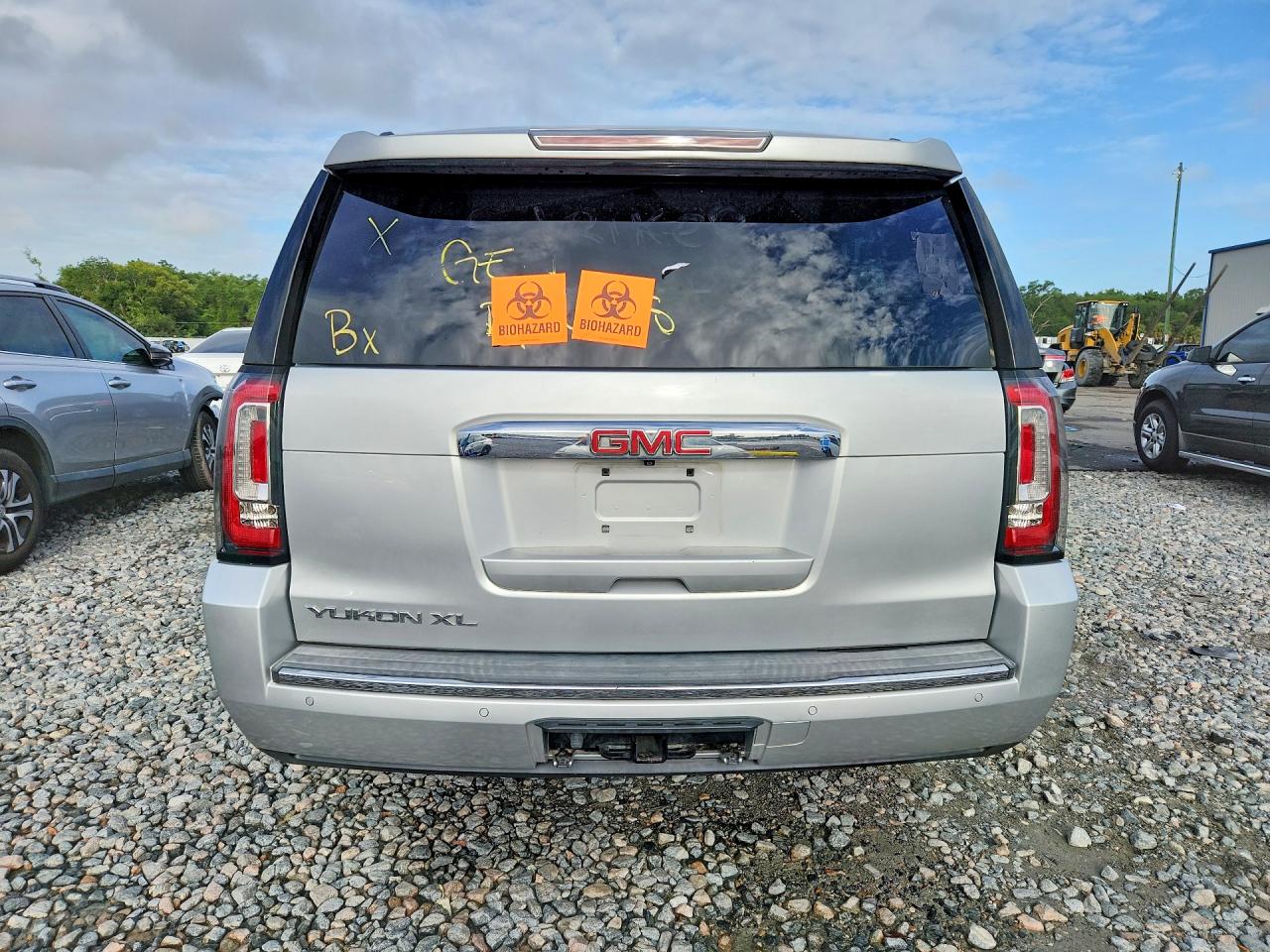 GMC Yukon Denali