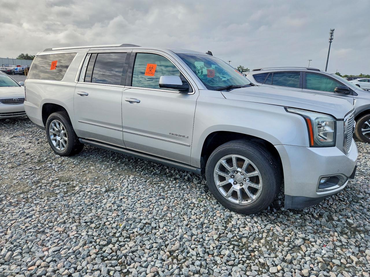GMC Yukon Denali