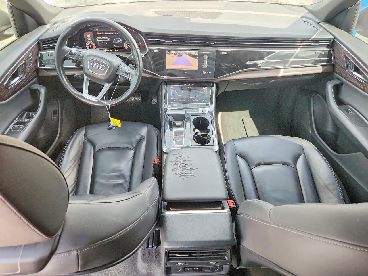 Audi Q8 Premium