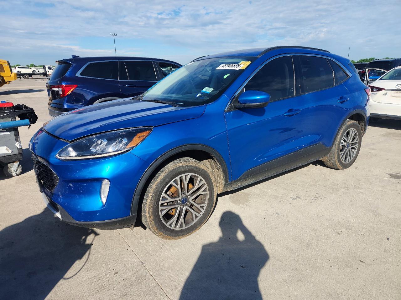 Salvage Ford Escape Image