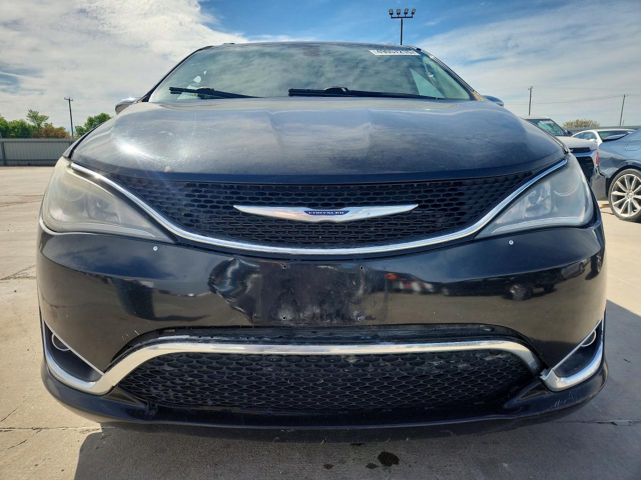 Chrysler Pacifica Limited