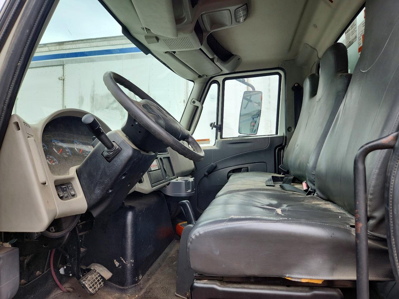 International 4300