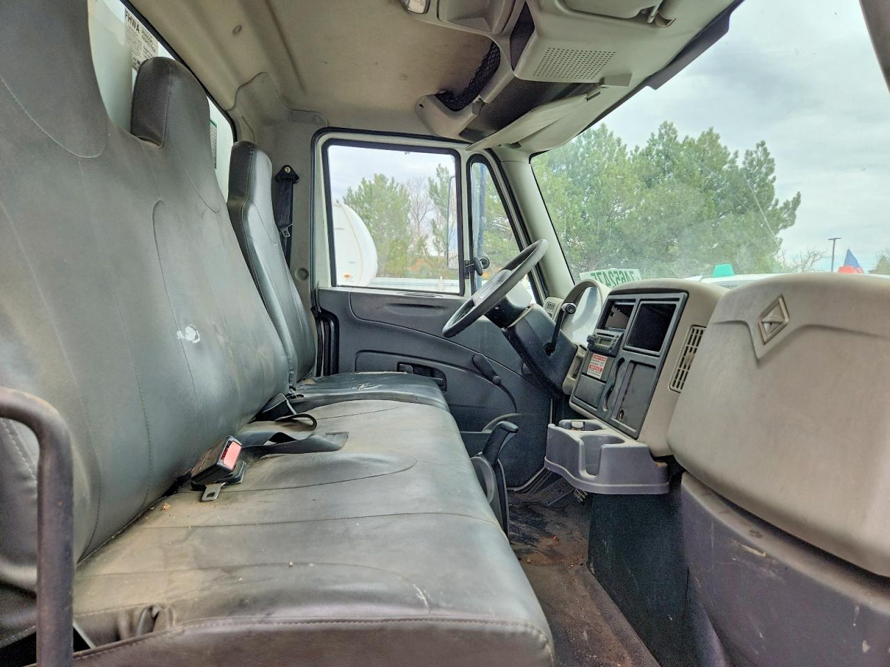 International 4300