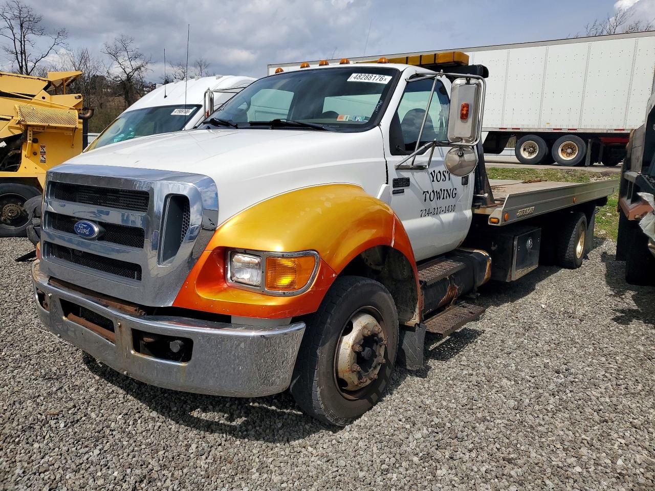 Salvage Ford F-650 Image