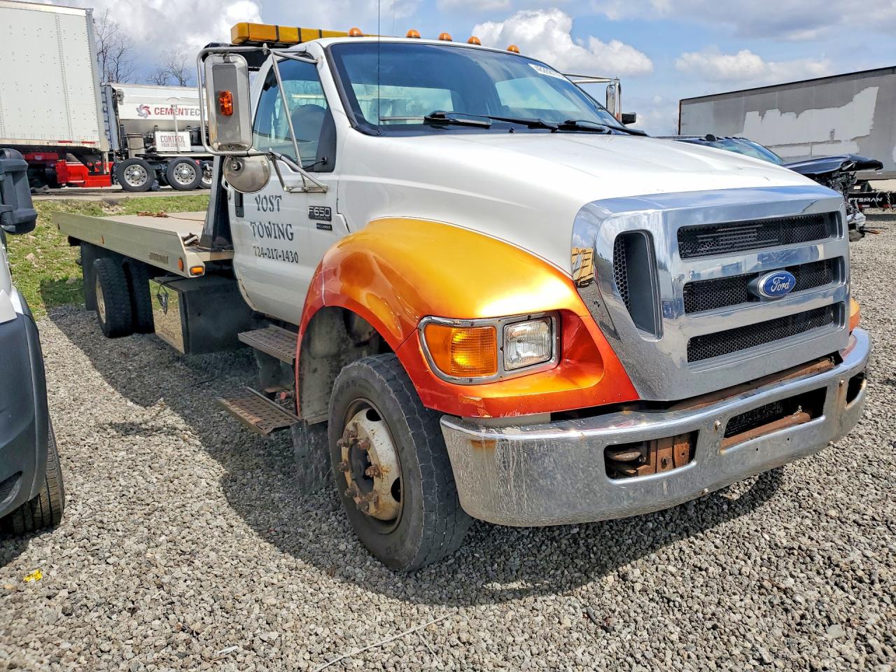 Ford F-650 Super Duty