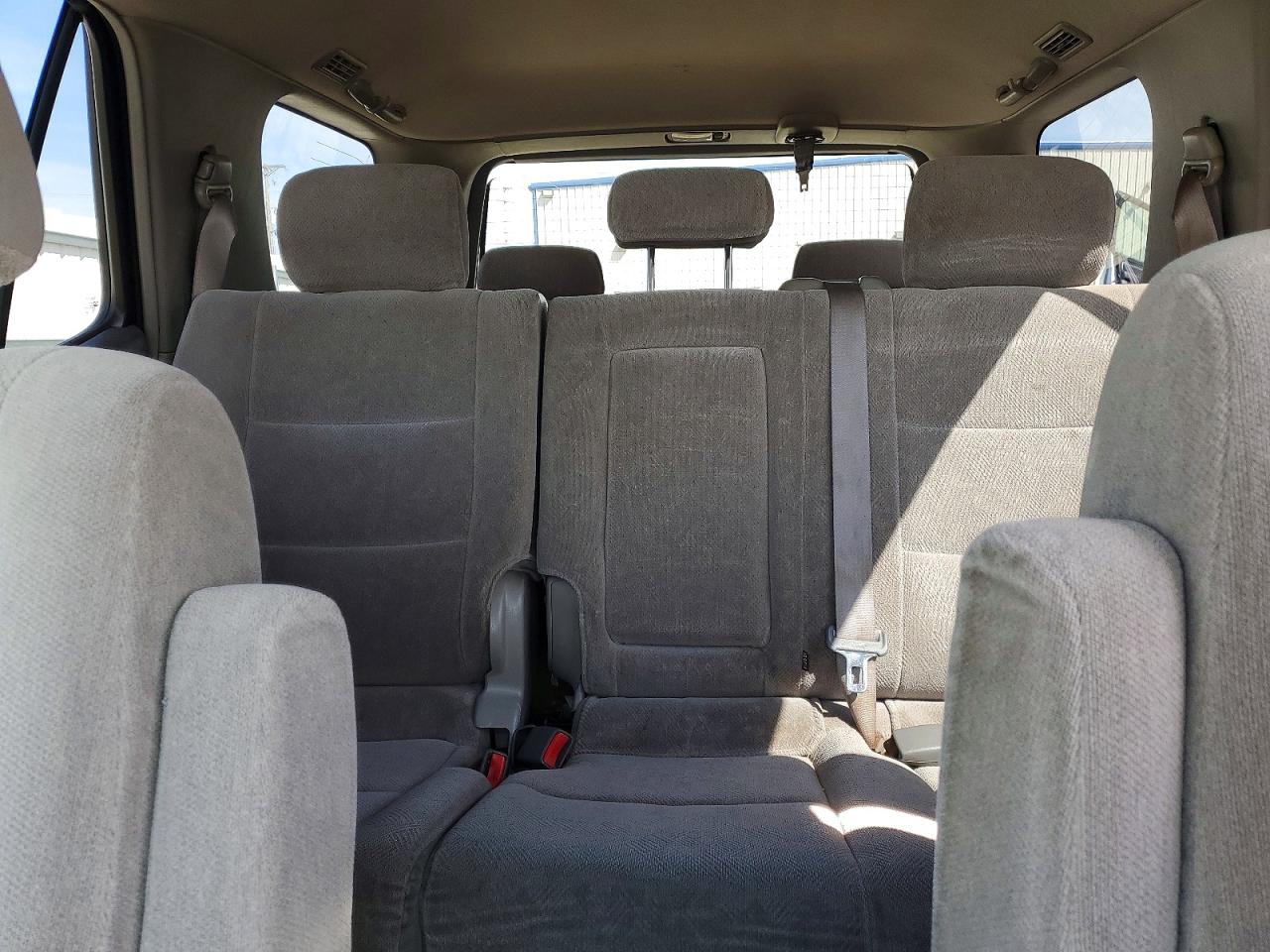 Toyota Sequoia Sr5