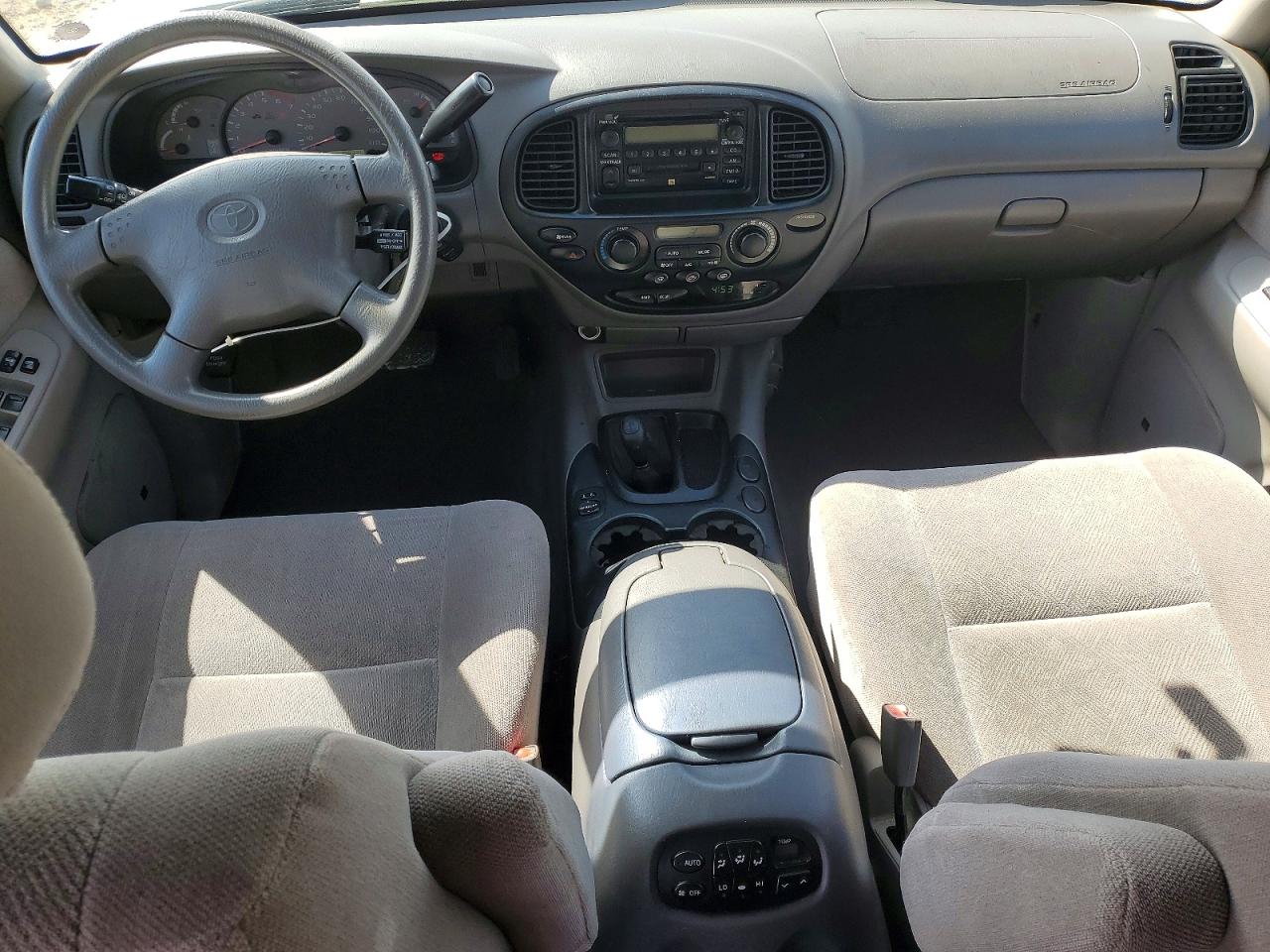 Toyota Sequoia Sr5