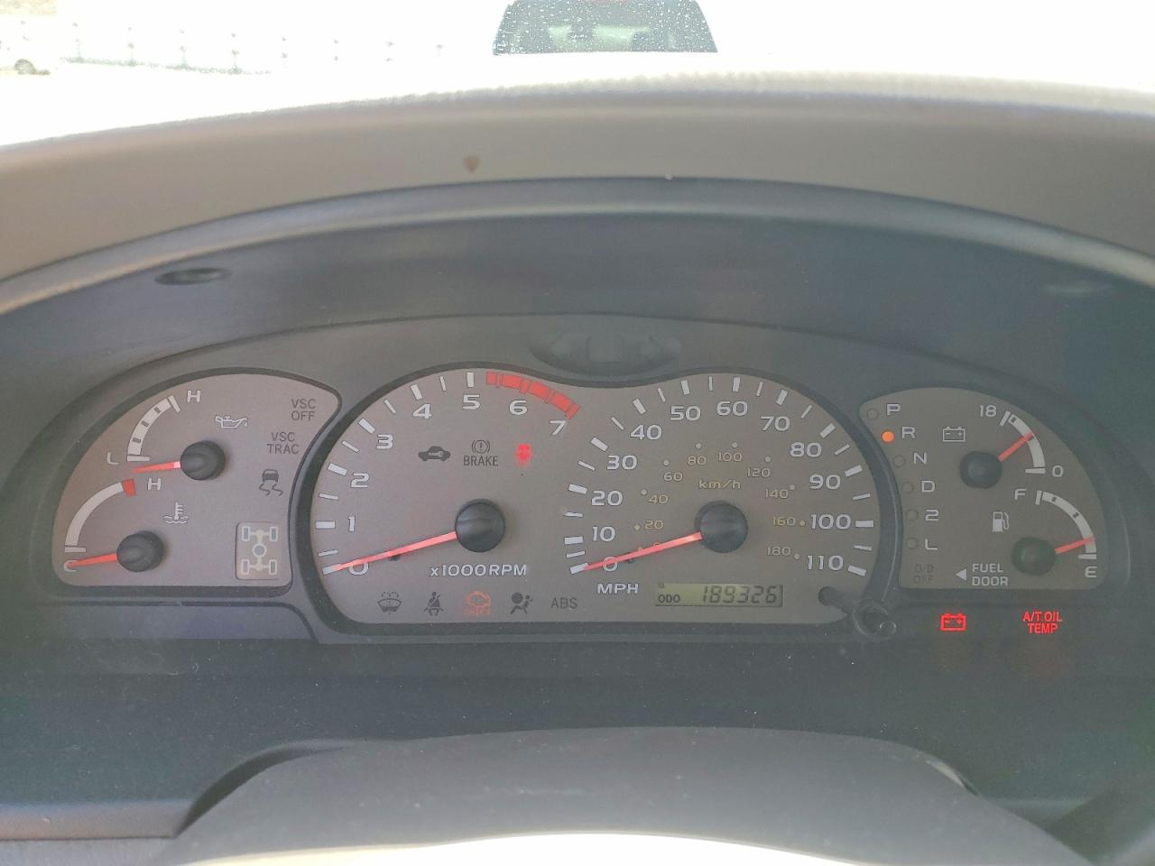 Toyota Sequoia Sr5