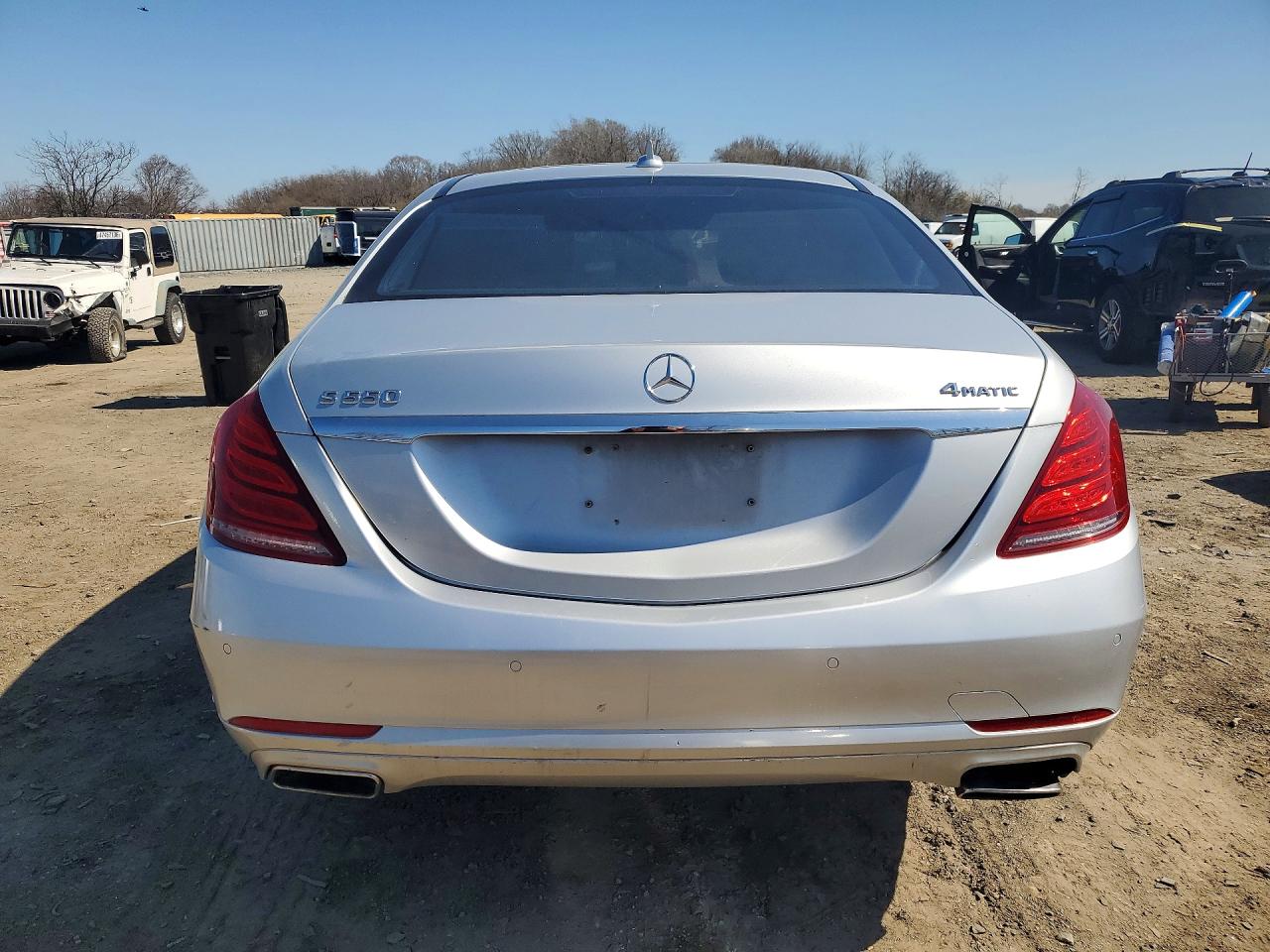 Mercedes-Benz S-Class 550 4matic