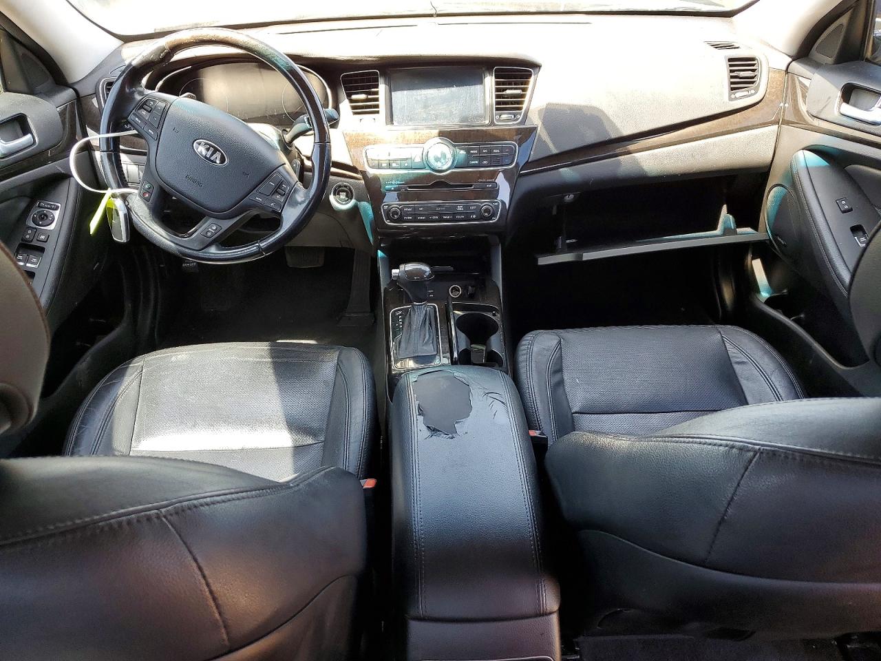 Kia Cadenza Premium